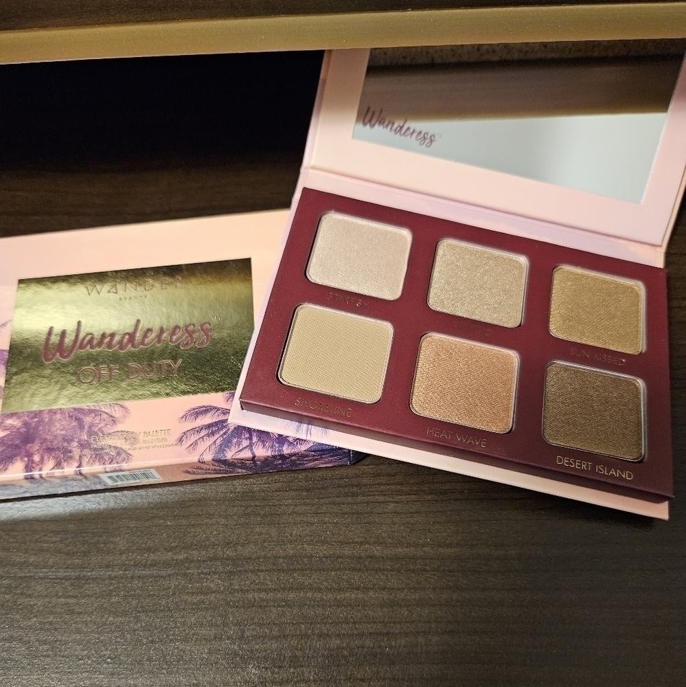 Wander BEAUTY Wanderess Off Duty Eyeshadow Palette (NIB)